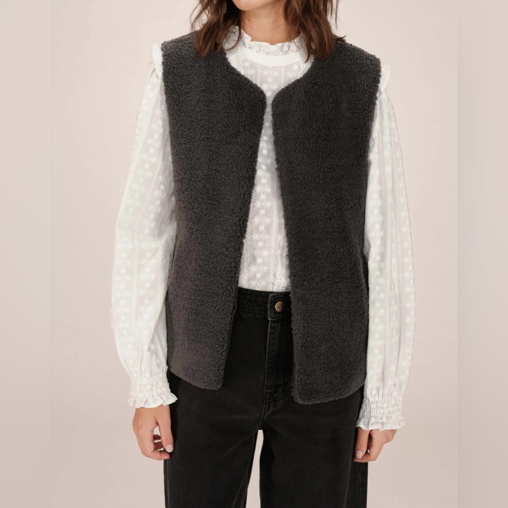 Grace & Mila - FAUX SHEARLING JACKET
ANTHRACITE SINATRA - Picture 2 of 7